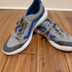 Vans Ultrarange EXO True White Gray/Blue Men’s Sneakers Size 12